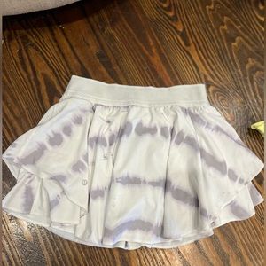Lululemon Court Rival tie-dye Skirt sz 8